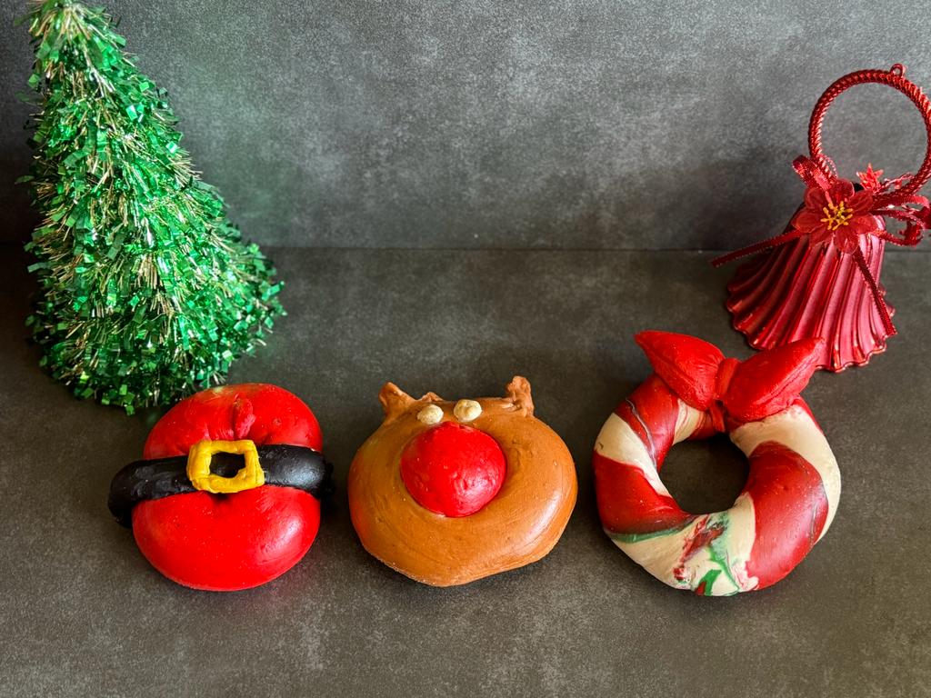 Santa, Reindeer & Wreath Bagels