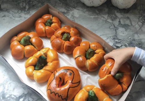 Pumpkin shaped bagel