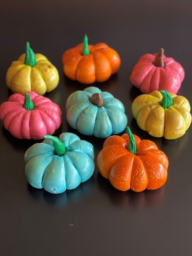 Colorful Pumpkin Shaped Bagels1