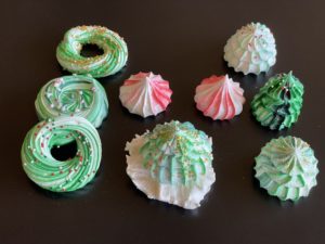 H-Meringue cookies-min