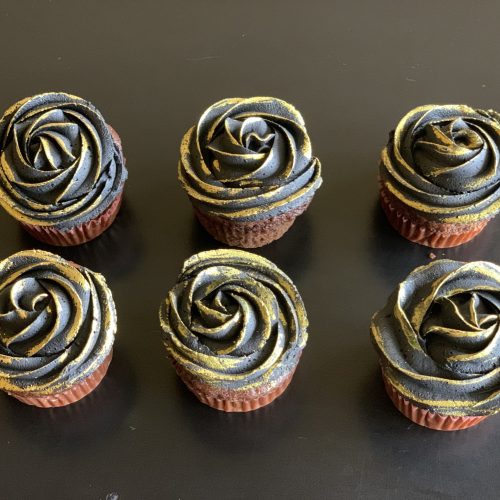 Black & Gold Cupcakes
